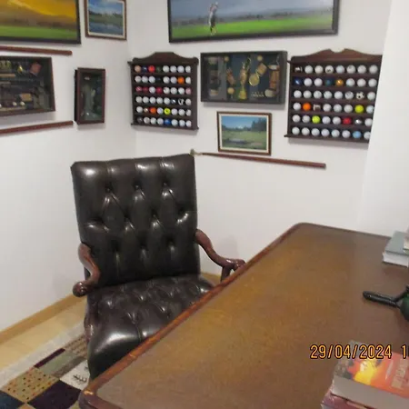 Dom wakacyjny Casa Schoenblick & E-ladestation-bike Garage Limburg an der Lahn