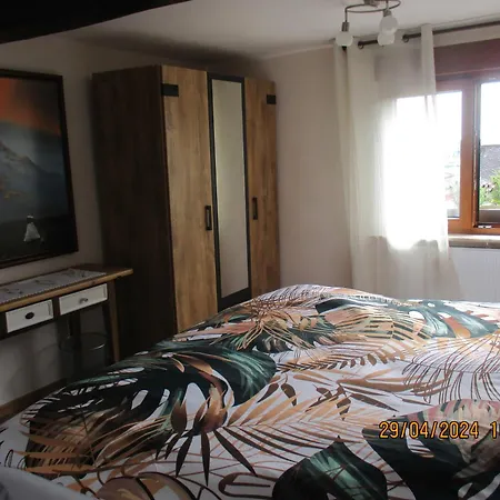 Ferienhaus Casa Schönblick&e-ladestation-bike Garage