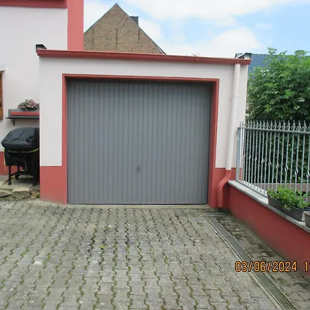 Дом отдыха Casa Schoenblick & E-ladestation-bike Garage *