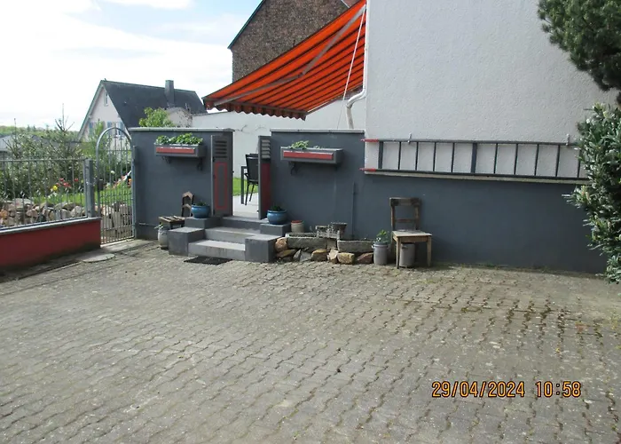 Сasa de vacaciones Casa Schoenblick & E-ladestation-bike Garage