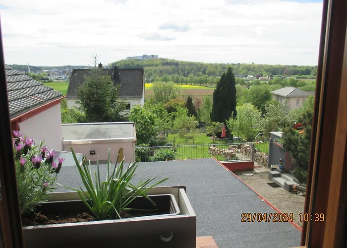 Casa Schoenblick & E-ladestation-bike Garage Tatil Evi