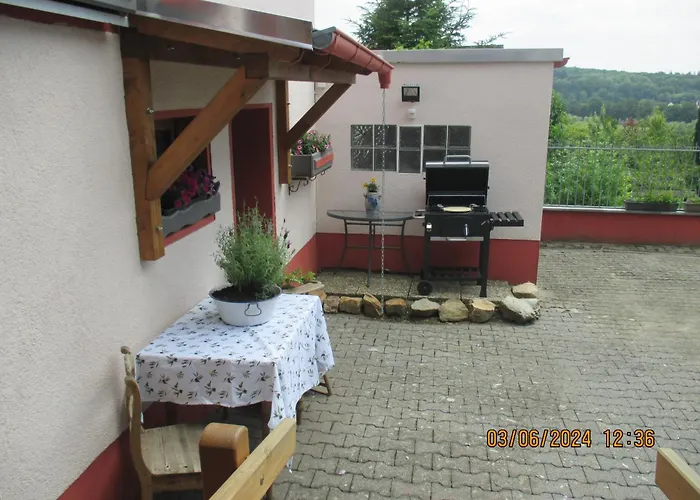 Casa Schoenblick & E-ladestation-bike Garage * Limburg an der Lahn