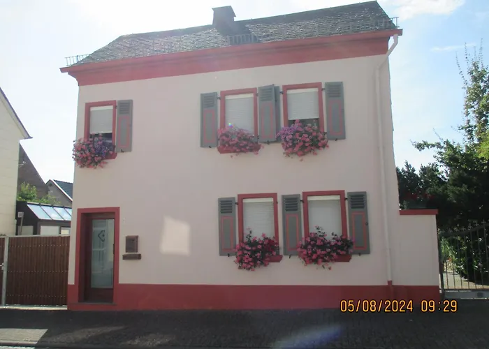 Casa Schoenblick & E-ladestation-bike Garage Limburg an der Lahn